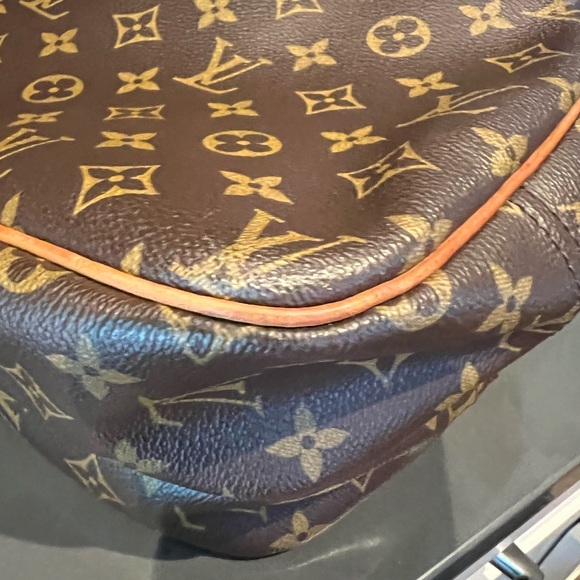 Louis Vuitton Pre-loved 2002 Monogram Reporter crossbody - Picture 7 of 11